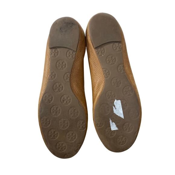 TORY BURCH Reva Pebbled Leather Camel Brown Ballet Flats Logo Emblem Size 8 - Picture 7 of 7